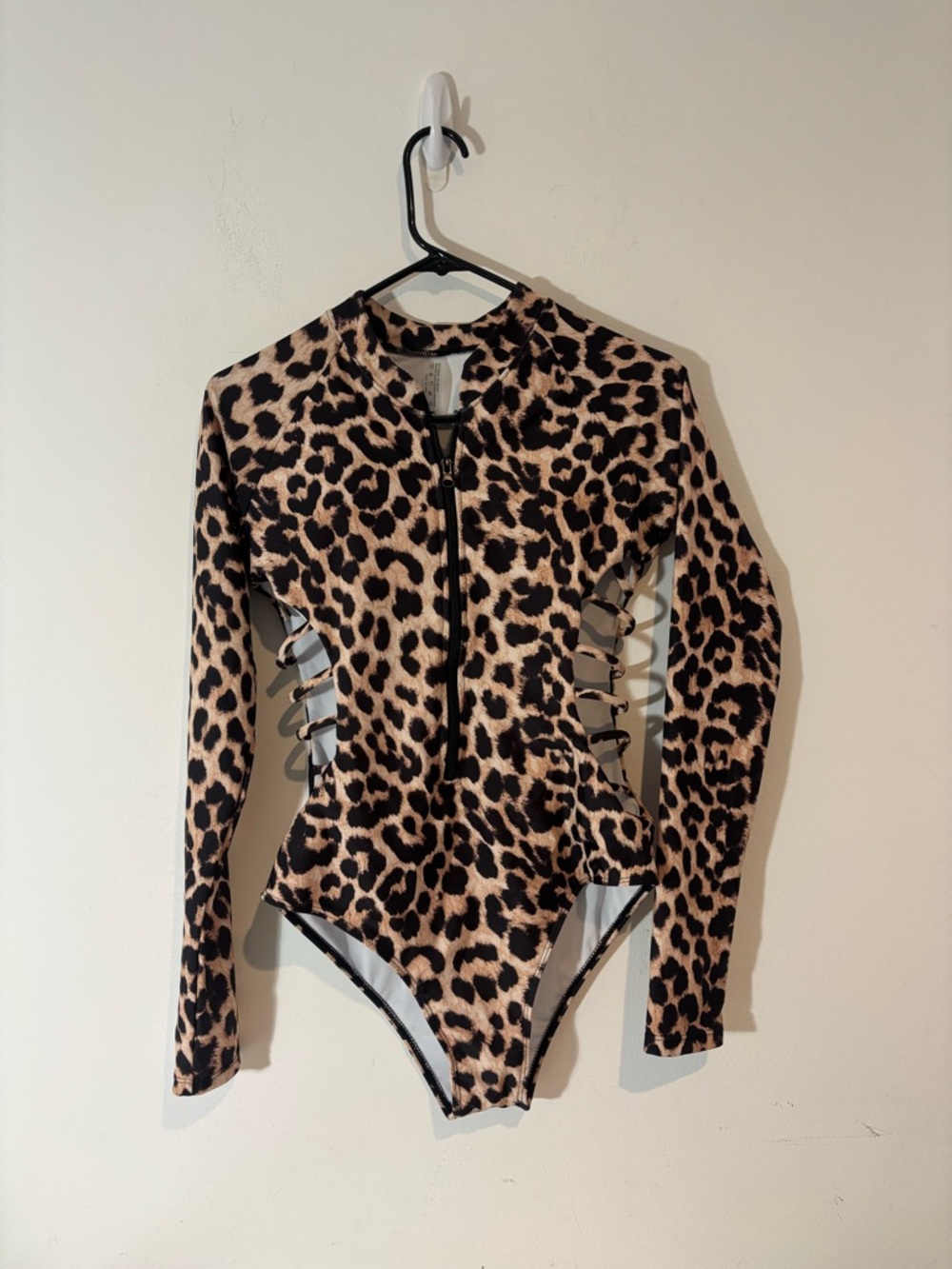 Womens Large Leopard Print Long Sleeve One Piece Swimsuit Cut Out Sides Vacation